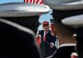 El Pentágono prepara nuevos planes de ataque contra Irán mientras Trump duda