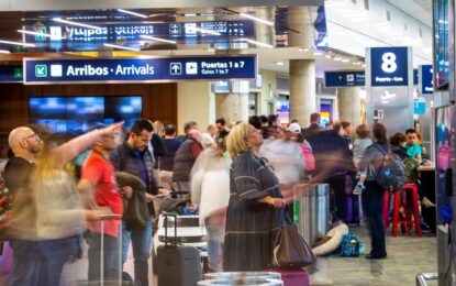 Aeropuertos: la tasa para vuelos de cabotaje sube a US$9 y pasará a cobrarse en dólares