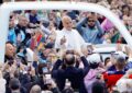 León XIV retomó las audiencias y recorrió la Plaza San Pedro en el papamóvil tras su operación