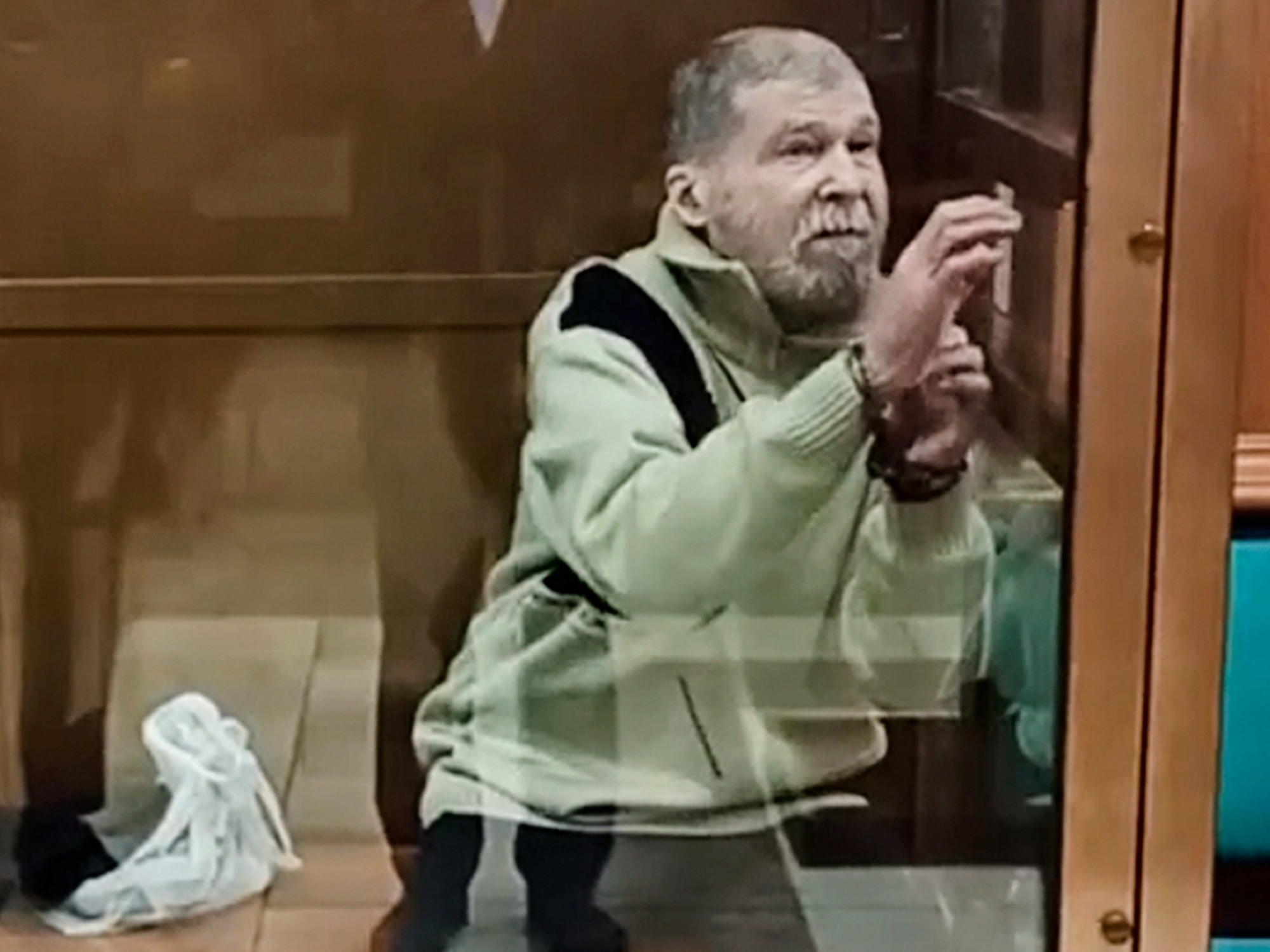 Stephen Hubbard, en una corte de Moscú