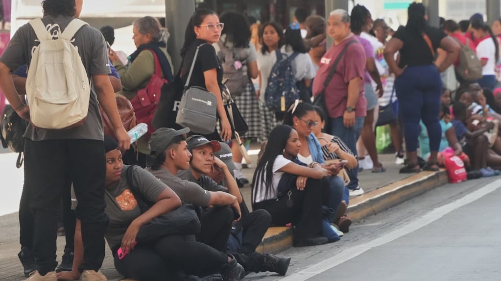 Terremoto en Panamá: argentinos varados en el aeropuerto contaron cómo fueron evacuados a la pista
