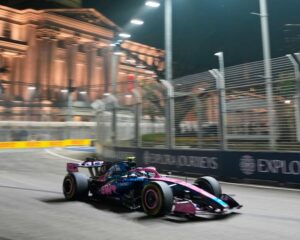 Colapinto abandonó en la Sprint de Singapur por una falla y largará 15° el Gran Premio