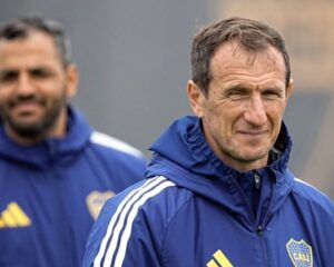 Boca se prepara para Vasco da Gama sin Paredes: Arruabarrena cuida el físico y el rival pierde a un jugador por un accidente