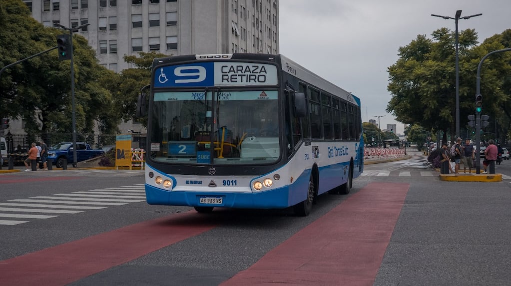 Las empresas de colectivos del AMBA alertan por recortes de servicios: qué le exigen al Gobierno