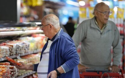 Jubilaciones, AUH y asignaciones de ANSES aumentarán 1,9% en noviembre: cuánto se cobrará