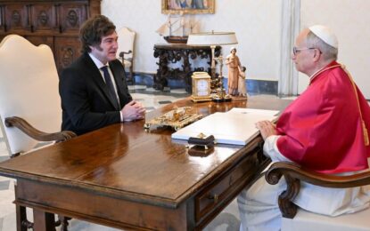 El Gobierno mantiene el contacto con el Vaticano y sigue organizando la visita del Papa como estaba prevista