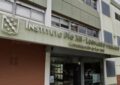 Escándalo en un colegio de Villa Bosch: alumnas denuncian que compañeros crearon y vendieron fotos de ellas desnudas con IA